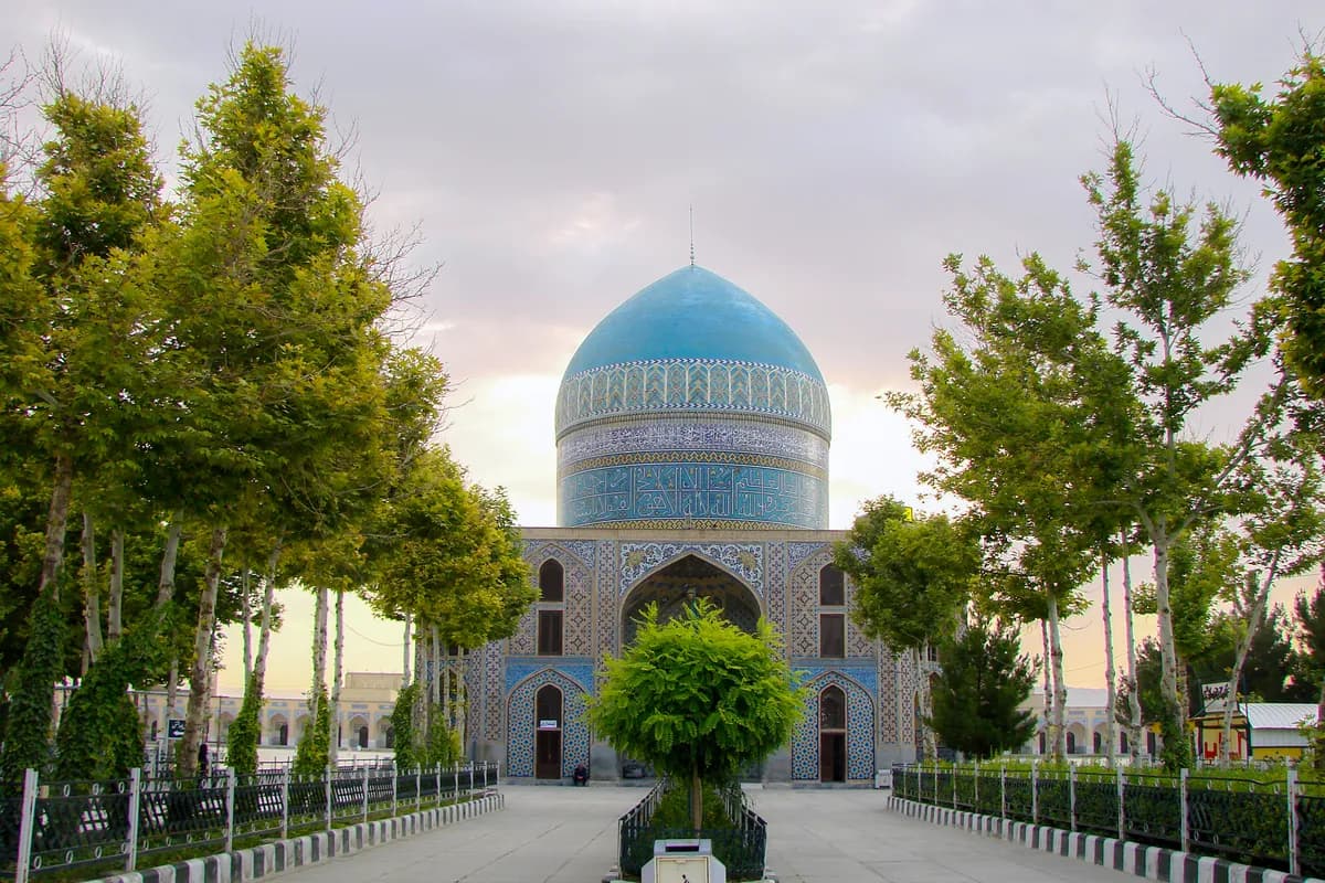 آرامگاه خواجه ربیع